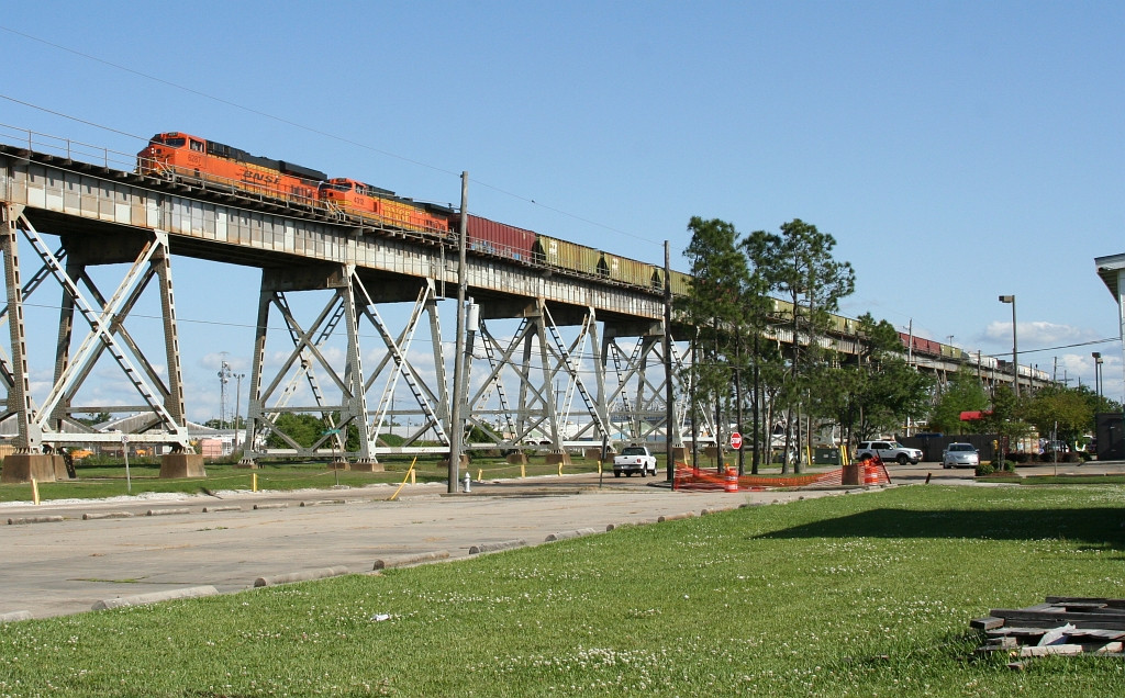 BNSF freight train heading for the NOPB